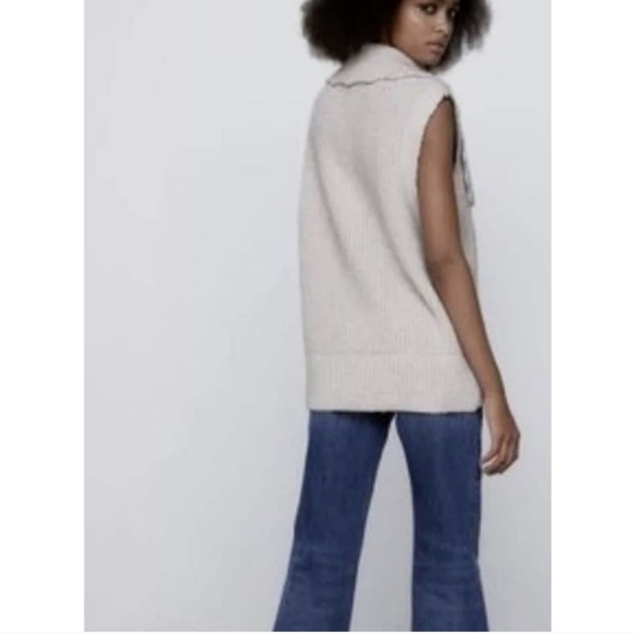 ZARA Gem Button Metallic Bib Collar Knit Vest. Size medium - Picture 5 of 13